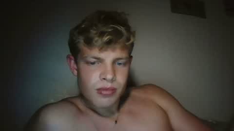 Snapshot of alexcoxx21 chatting on July 2026 08:01:02 PM alexcoxx21 online show from July 2026 08:01:02 PM