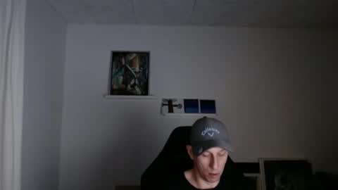 Snapshot of alexhunter4u chatting on January 2025 10:13:02 PM alexhunter4u online show from January 2025 10:13:02 PM