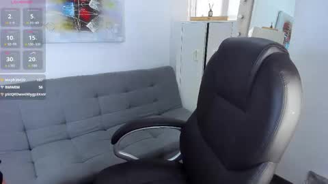 Snapshot of alexia_james_ chatting on May 2026 08:47:02 PM Alexa online show from May 2026 08:47:02 PM