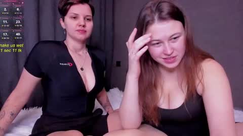 Alexia online show from December 2024 01:00:02 PM