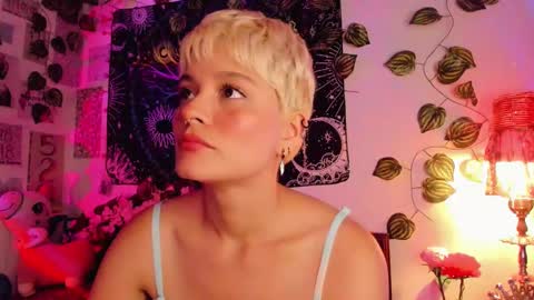 Alex online show from January 2025 01:11:01 PM