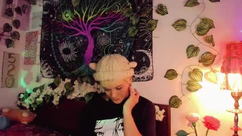 Alex online show from February 2025 07:59:02 PM