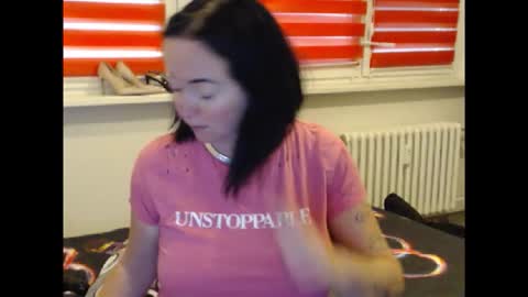 alexie33 online show from November 2025 09:30:01 AM