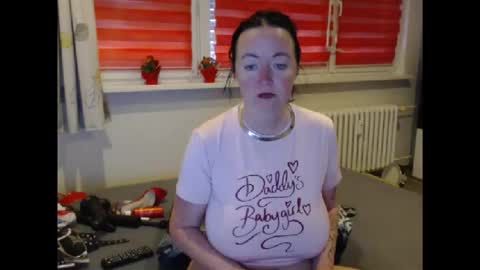 Snapshot of alexie33 chatting on May 2026 07:37:01 AM alexie33 online show from May 2026 07:37:01 AM