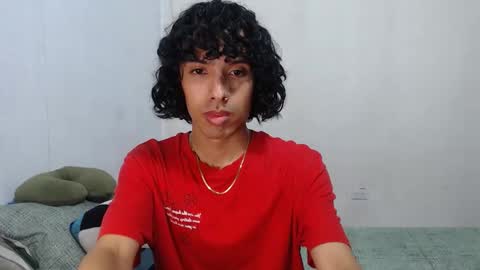 Snapshot of alexis21_ chatting on November 2025 02:43:02 AM Alexis online show from November 2025 02:43:02 AM