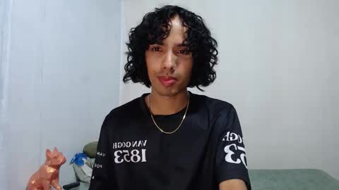 Snapshot of alexis21_ chatting on November 2025 08:51:05 AM Alexis online show from November 2025 08:51:05 AM