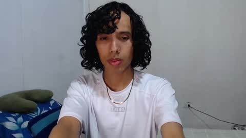 Snapshot of alexis21_ chatting on January 2026 12:42:01 PM Alexis online show from January 2026 12:42:01 PM