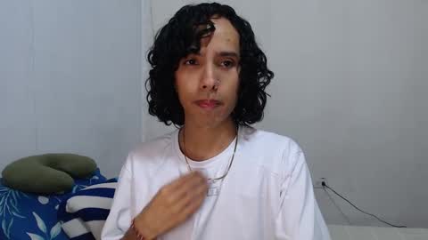 Snapshot of alexis21_ chatting on February 2026 11:07:02 AM Alexis online show from February 2026 11:07:02 AM