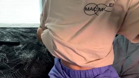 Alexis online show from December 2024 06:39:01 PM