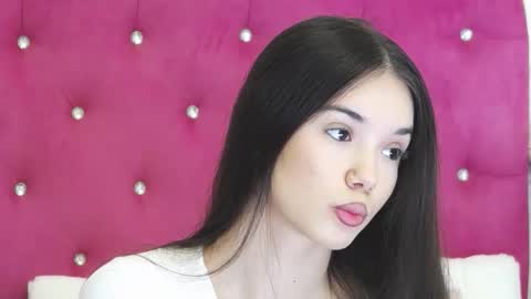 Snapshot of alexisdevine chatting on February 2026 05:23:02 AM alexisdevine online show from February 2026 05:23:02 AM