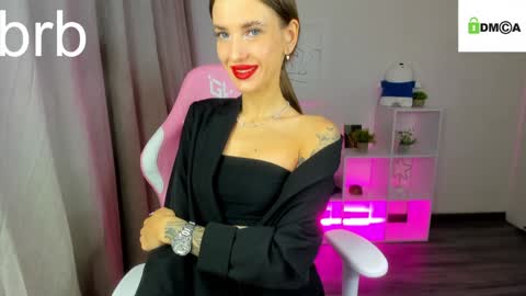 Alexis   Mon Tue Wed Thu Fri 7 GMT 0100am-0700am  online show from December 2024 08:27:02 PM