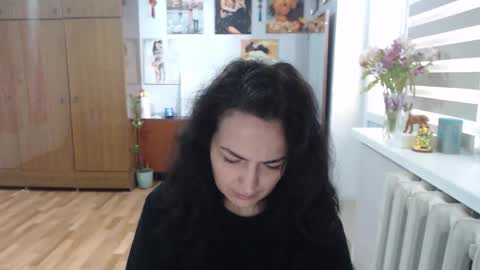AlexisMillers online show from April 2026 01:02:01 PM