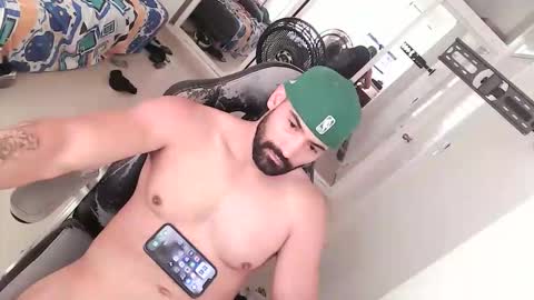 alexisrodriguez_ online show from December 2025 05:44:02 PM