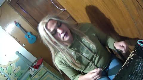 Snapshot of alexiss699 chatting on December 2024 12:27:01 PM alexiss699 online show from December 2024 12:27:01 PM