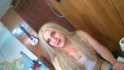 Snapshot of alexiss699 chatting on December 2024 08:05:02 PM alexiss699 online show from December 2024 08:05:02 PM