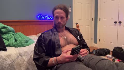 Snapshot of alexmanndickerson chatting on December 2024 02:19:02 AM Alex Mann online show from December 2024 02:19:02 AM