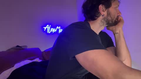 Snapshot of alexmanndickerson chatting on November 2025 02:41:02 PM Alex Mann online show from November 2025 02:41:02 PM