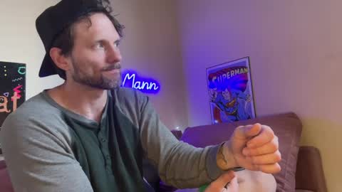 Snapshot of alexmanndickerson chatting on April 2026 10:18:01 PM Alex Mann online show from April 2026 10:18:01 PM