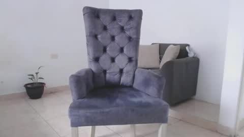 Maximuss online show from January 2025 07:52:01 PM