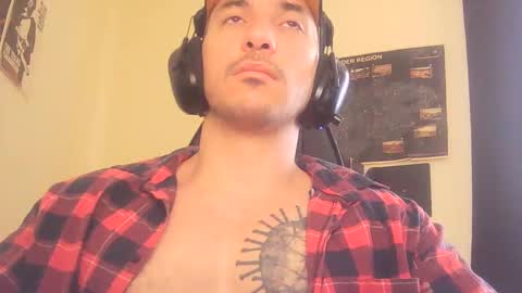 Alexxx online show from October 2025 06:04:01 PM