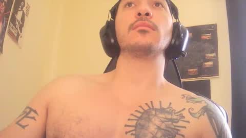 Alexxx online show from October 2025 05:44:01 PM