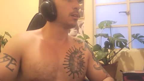Alexxx online show from May 2026 01:02:02 AM