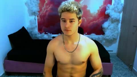 Alex online show from December 2025 07:22:01 PM