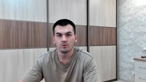 Alex online show from May 2026 07:52:01 PM