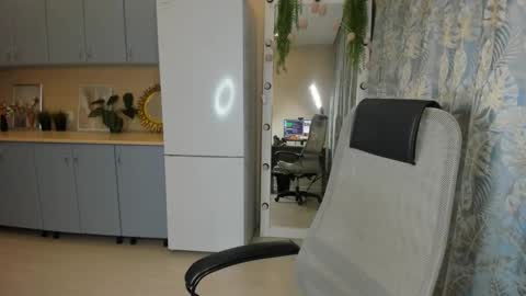 Dennis online show from March 2025 12:12:01 PM