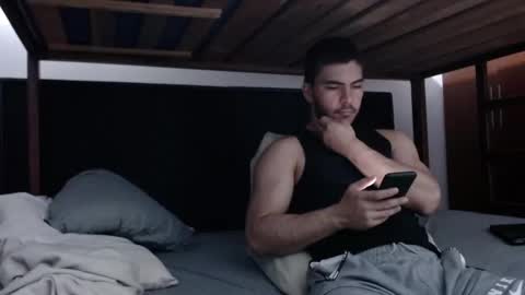 Snapshot of alexsb1998 chatting on February 2025 04:48:02 AM alexsb1998 online show from February 2025 04:48:02 AM