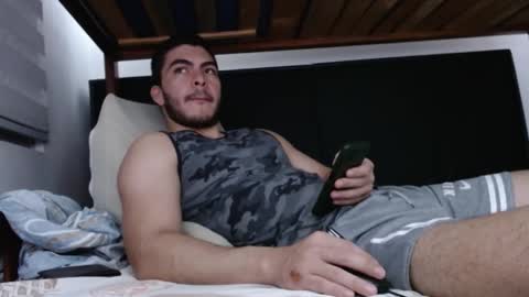 Snapshot of alexsb1998 chatting on February 2025 06:18:01 AM alexsb1998 online show from February 2025 06:18:01 AM