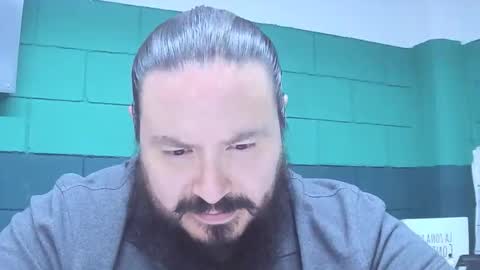 Snapshot of alextambet chatting on January 2026 09:50:02 PM alextambet online show from January 2026 09:50:02 PM