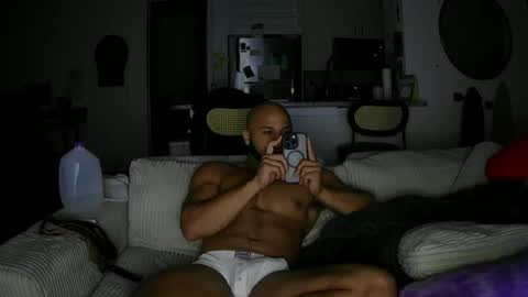 alextbigd online show from September 2025 05:06:02 AM