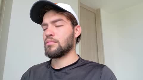 Snapshot of alextwunkk chatting on February 2026 08:30:01 PM Alex online show from February 2026 08:30:01 PM