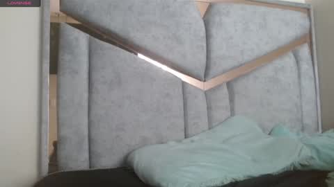 alex y luisa online show from February 2025 03:27:02 PM