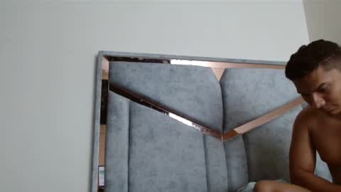 alex y luisa online show from March 2025 02:56:02 PM