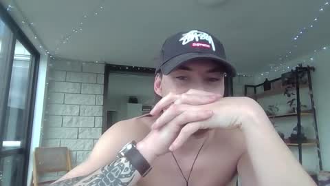 Alex online show from January 2025 04:52:01 AM