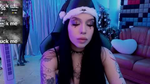 Snapshot of alexx_succubus chatting on December 2024 05:58:02 AM Alexx Succubus online show from December 2024 05:58:02 AM