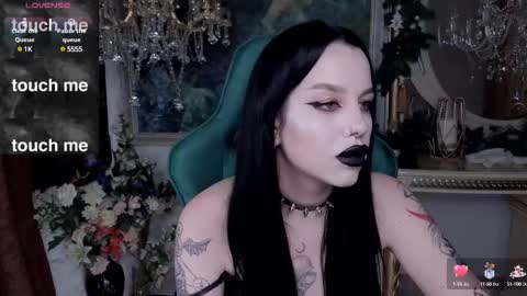 Snapshot of alexx_succubus chatting on January 2025 03:22:01 AM Alexx Succubus online show from January 2025 03:22:01 AM