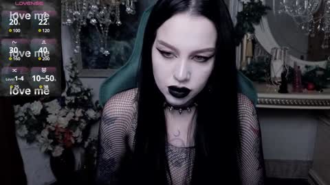 Snapshot of alexx_succubus chatting on January 2025 05:14:02 AM Alexx Succubus online show from January 2025 05:14:02 AM