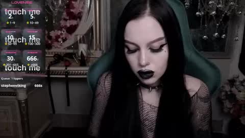 Snapshot of alexx_succubus chatting on February 2025 11:43:02 PM Alexx Succubus online show from February 2025 11:43:02 PM