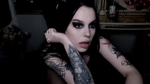 Snapshot of alexx_succubus chatting on February 2025 02:40:02 AM Alexx Succubus online show from February 2025 02:40:02 AM