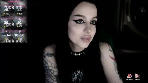 Snapshot of alexx_succubus chatting on March 2025 06:32:01 PM Alexx Succubus online show from March 2025 06:32:01 PM