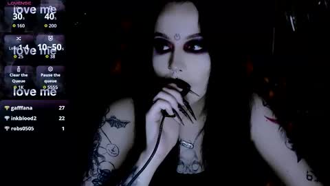 Snapshot of alexx_succubus chatting on September 2025 07:17:01 PM Alexx Succubus online show from September 2025 07:17:01 PM