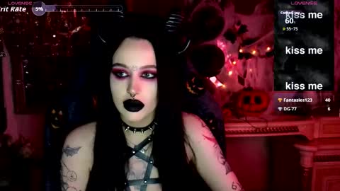 Snapshot of alexx_succubus chatting on October 2025 05:47:02 PM Alexx Succubus online show from October 2025 05:47:02 PM