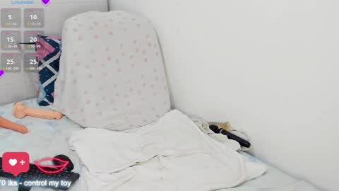 alexandra zyla suleyman  online show from January 2025 02:37:01 AM