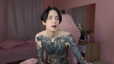 Snapshot of alexxone_ chatting on November 2025 12:15:02 PM Alex online show from November 2025 12:15:02 PM