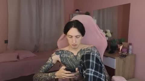 Snapshot of alexxone_ chatting on November 2025 12:09:02 PM Alex online show from November 2025 12:09:02 PM