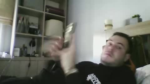 Snapshot of alexxro20 chatting on February 2026 12:23:01 PM alexxro20 online show from February 2026 12:23:01 PM