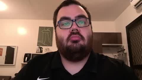 Snapshot of alexxxbear chatting on February 2025 07:52:01 PM alexxxbear online show from February 2025 07:52:01 PM